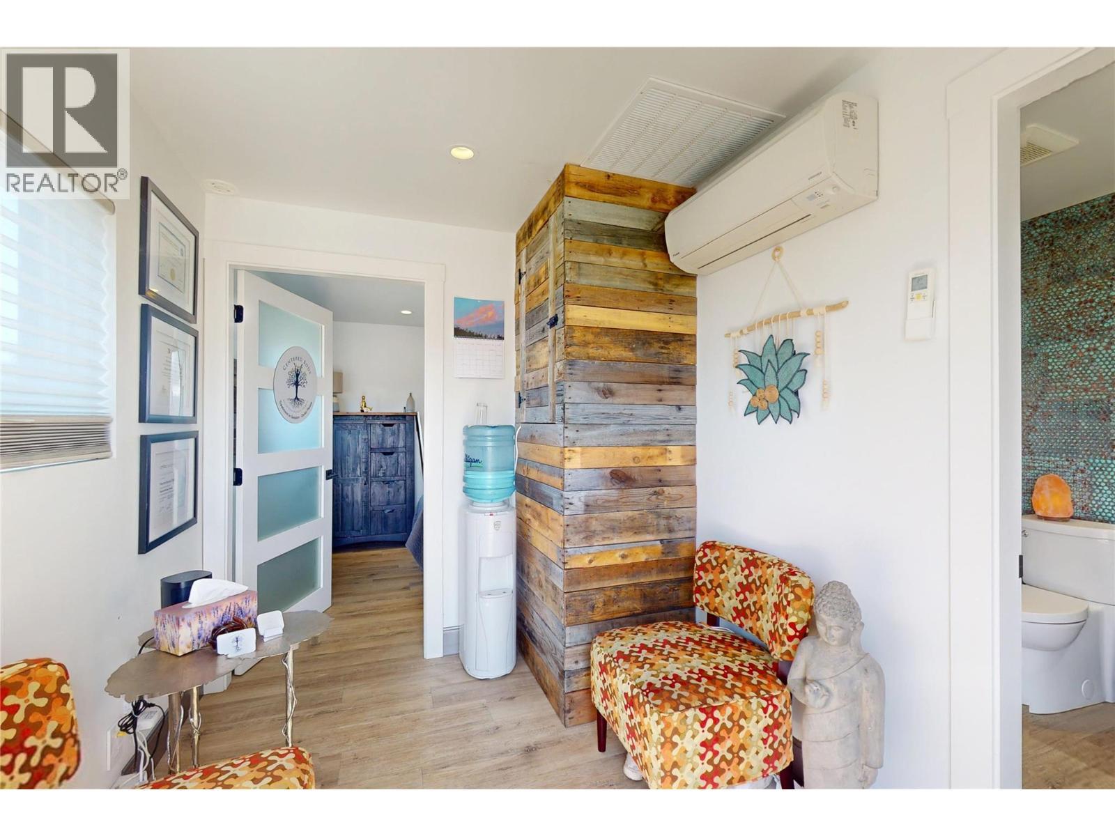 4275 Todd Road. Kelowna, British Columbia