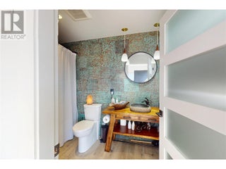 4275 Todd Road. Kelowna, British Columbia