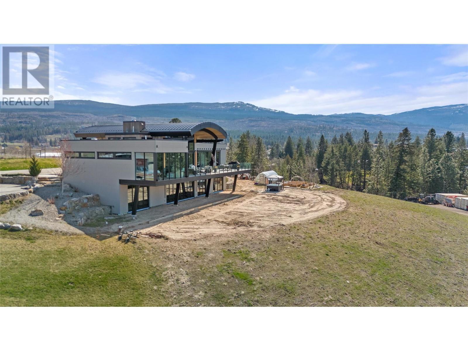 4275 Todd Road. Kelowna, British Columbia