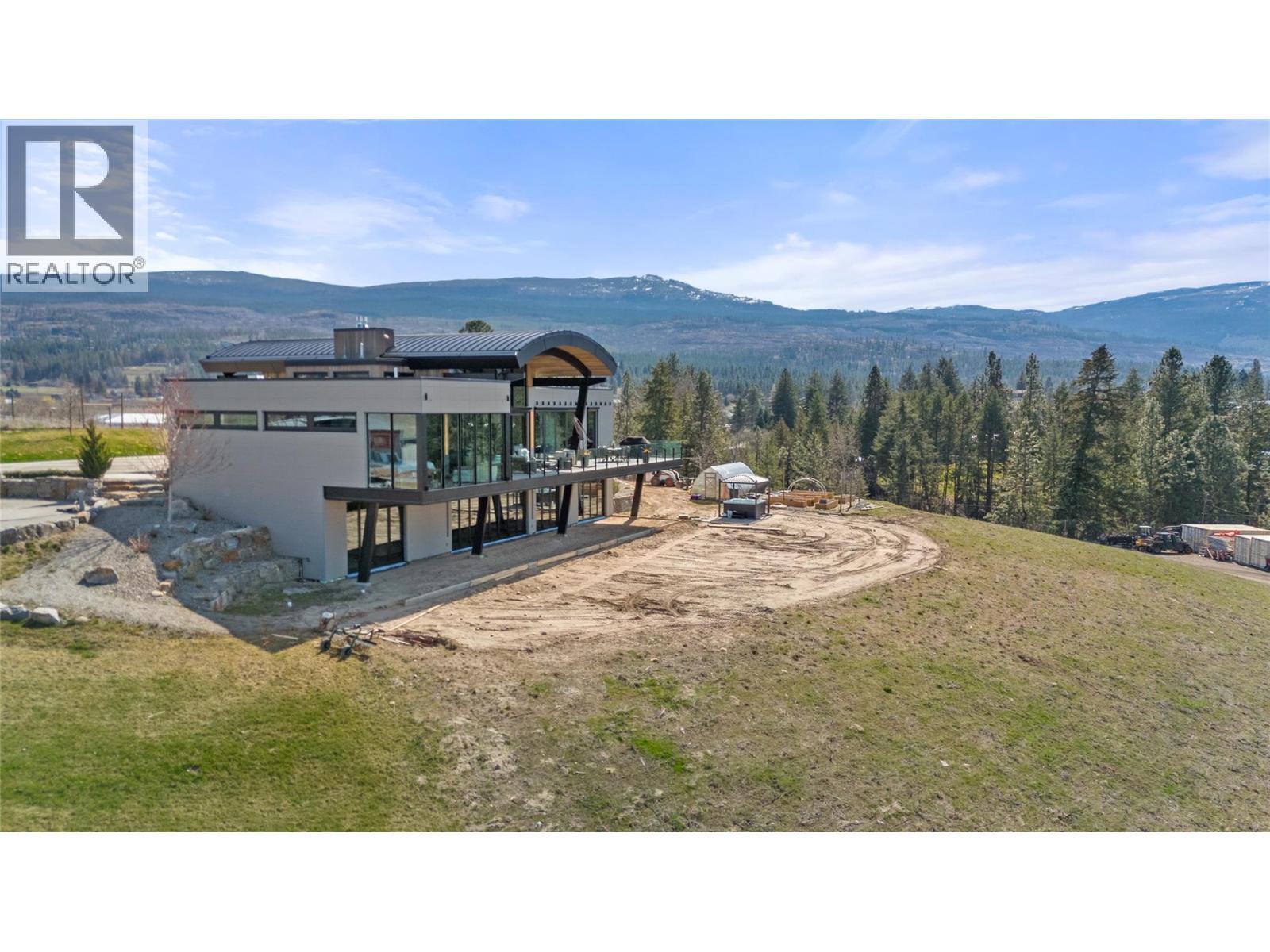 4275 Todd Road. Kelowna, British Columbia