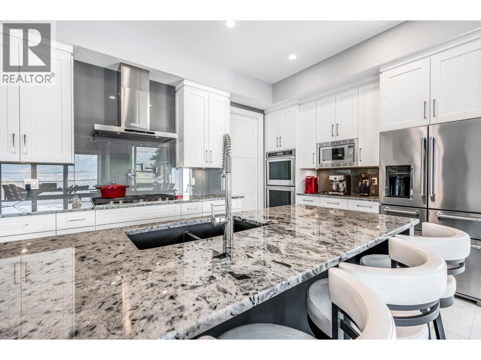 11537 Okanagan Centre Road W. Lake Country, British Columbia