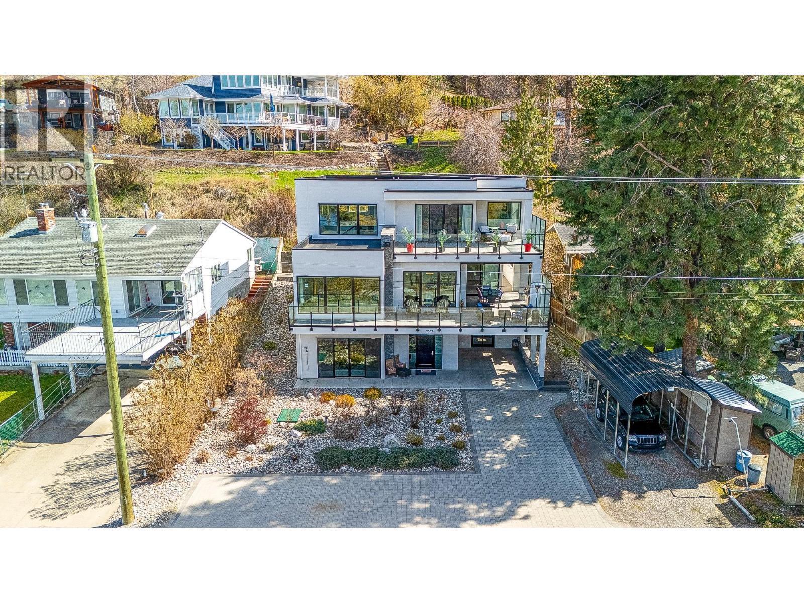 11537 Okanagan Centre Road W. Lake Country, British Columbia