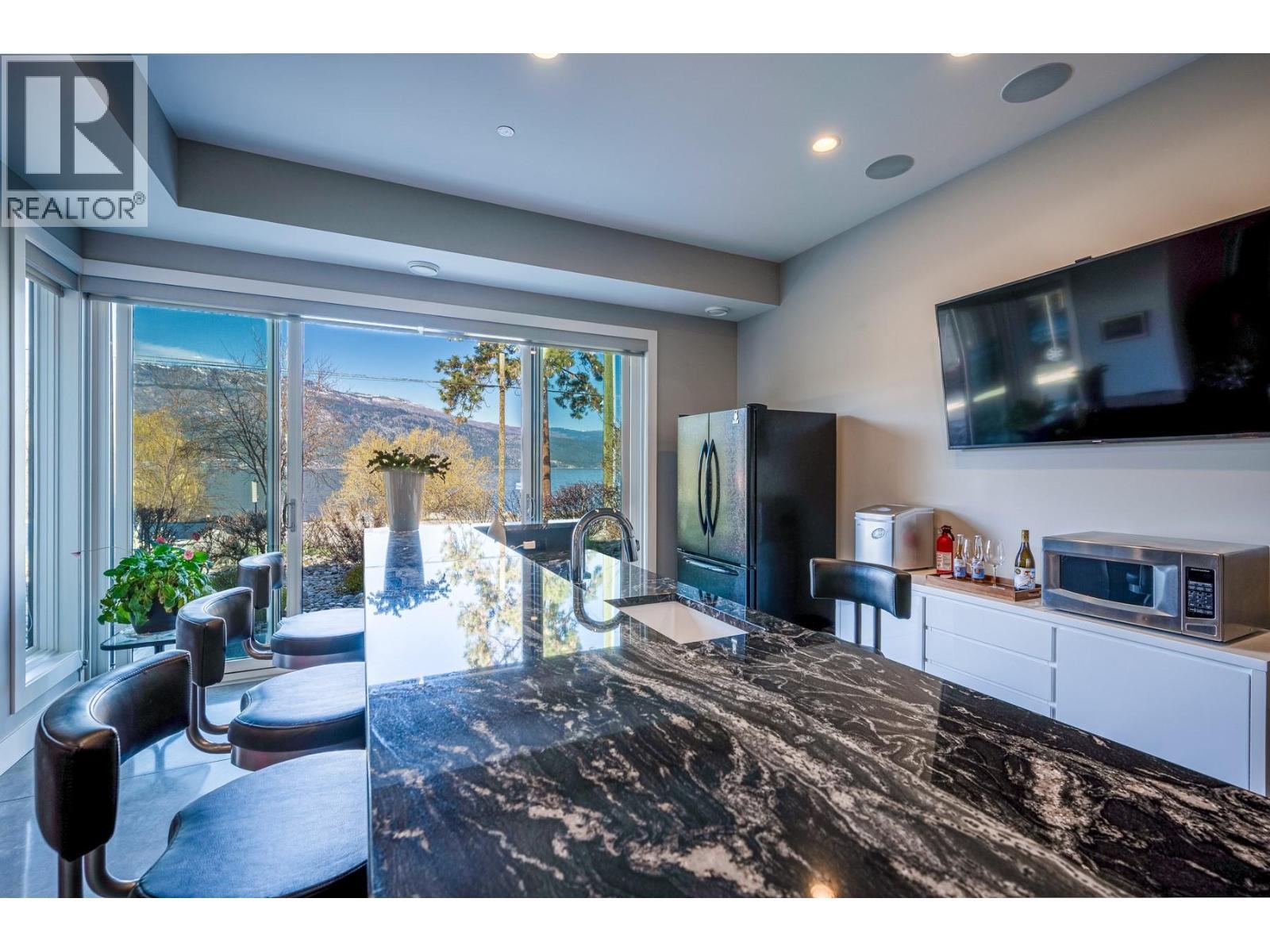 11537 Okanagan Centre Road W. Lake Country, British Columbia