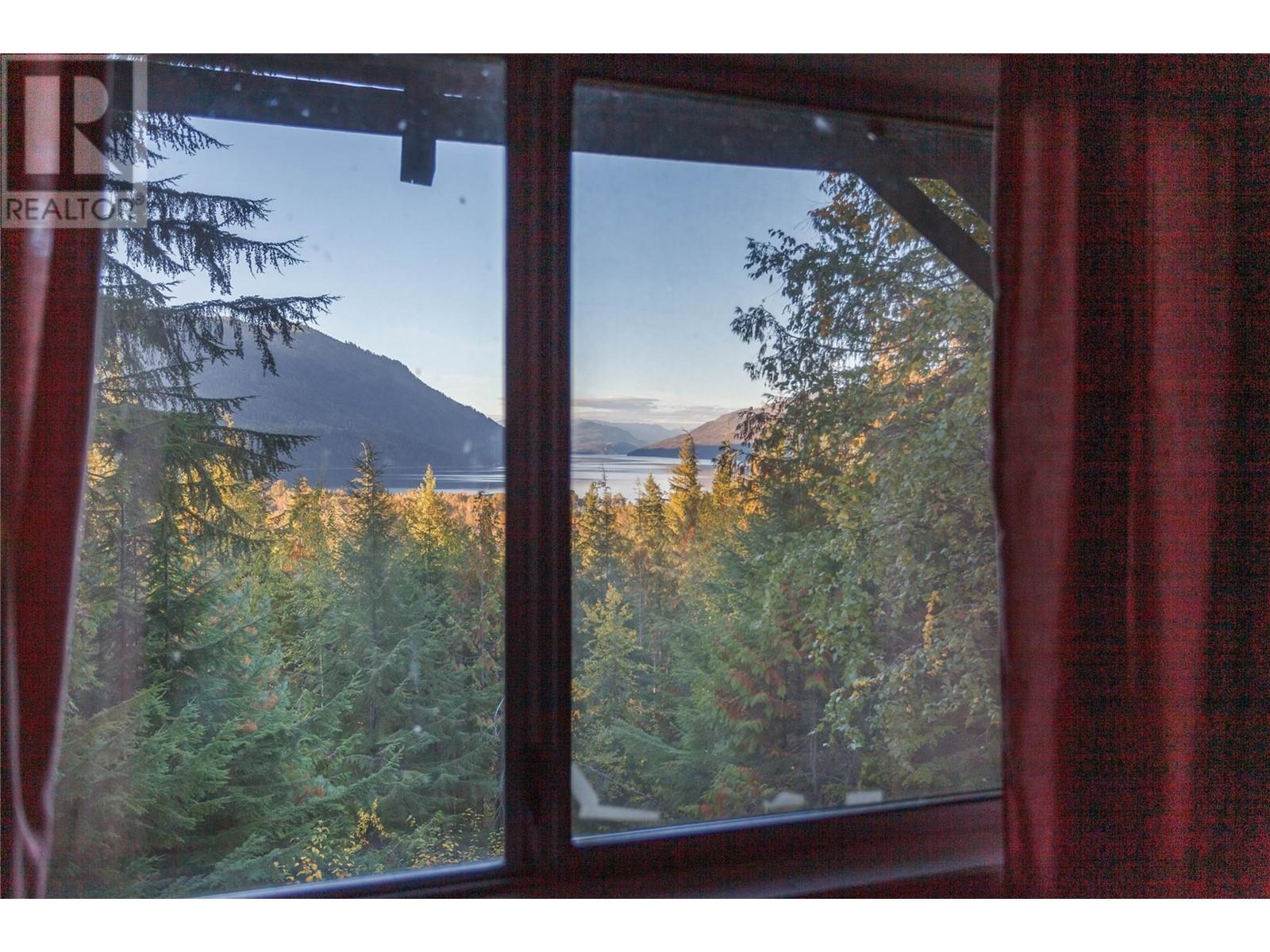 3217 Lumby Mabel Lake Road. Lumby, British Columbia