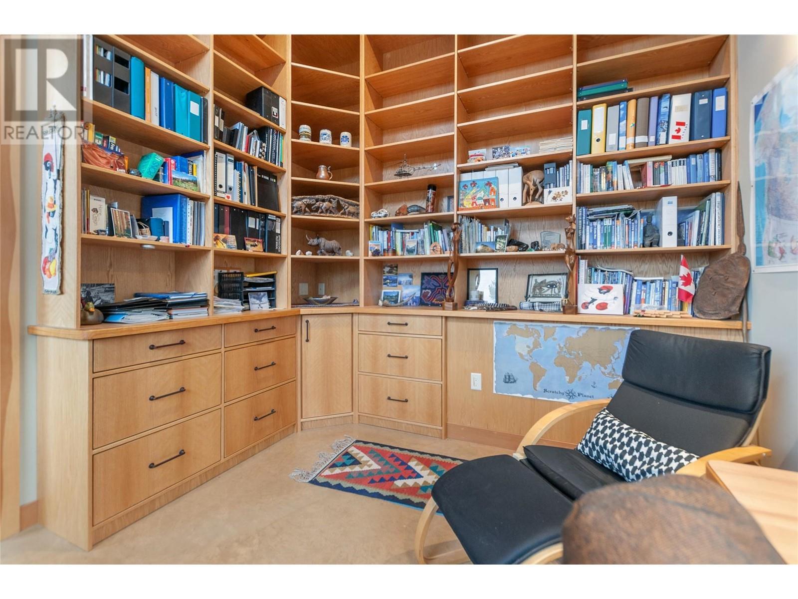 102 Vista Place. Penticton, British Columbia