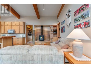 102 Vista Place. Penticton, British Columbia