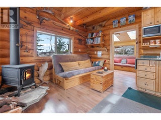 102 Vista Place. Penticton, British Columbia