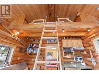 102 Vista Place. Penticton, British Columbia