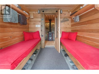 102 Vista Place. Penticton, British Columbia