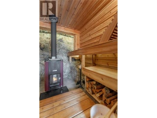 102 Vista Place. Penticton, British Columbia