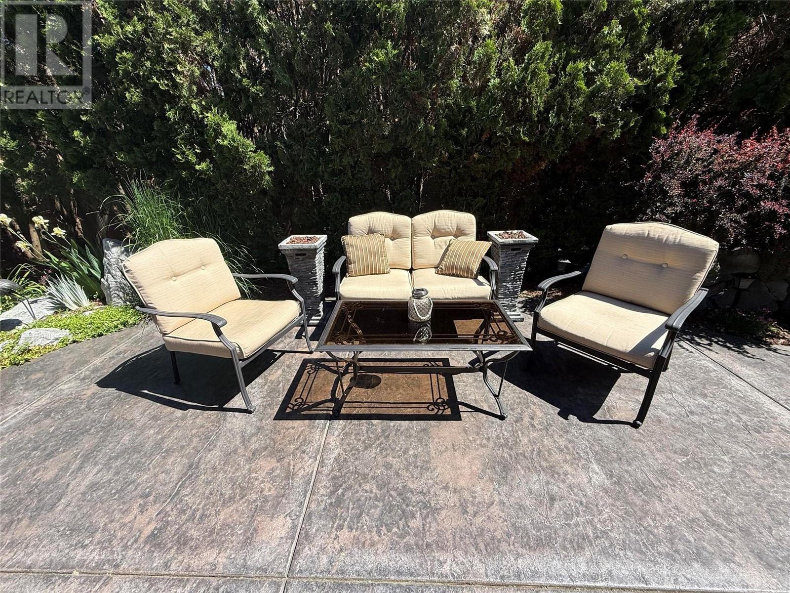 7115 Tronson Road. Vernon, British Columbia