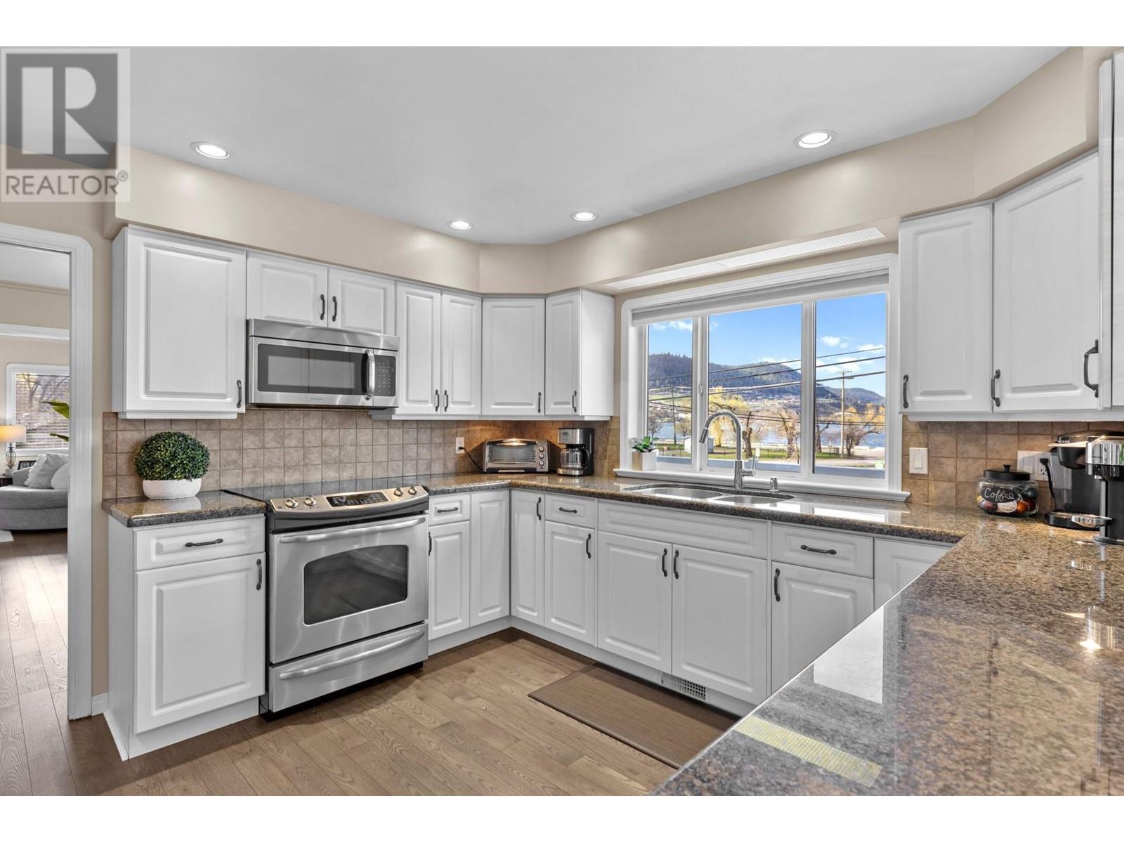 7115 Tronson Road. Vernon, British Columbia