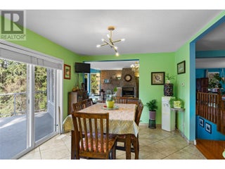 2504 Forest Drive. Blind Bay, British Columbia