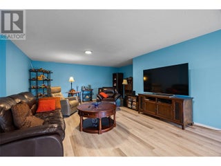 2504 Forest Drive. Blind Bay, British Columbia