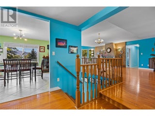 2504 Forest Drive. Blind Bay, British Columbia