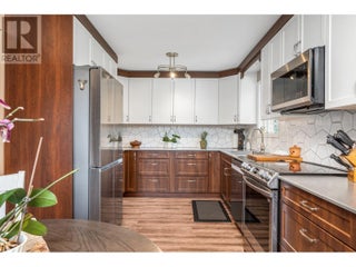 441 Hummingbird Avenue. Vernon, British Columbia