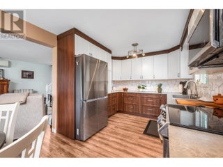 441 Hummingbird Avenue. Vernon, British Columbia