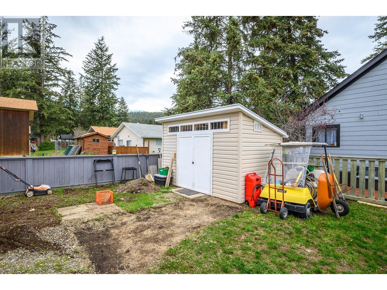 441 Hummingbird Avenue. Vernon, British Columbia