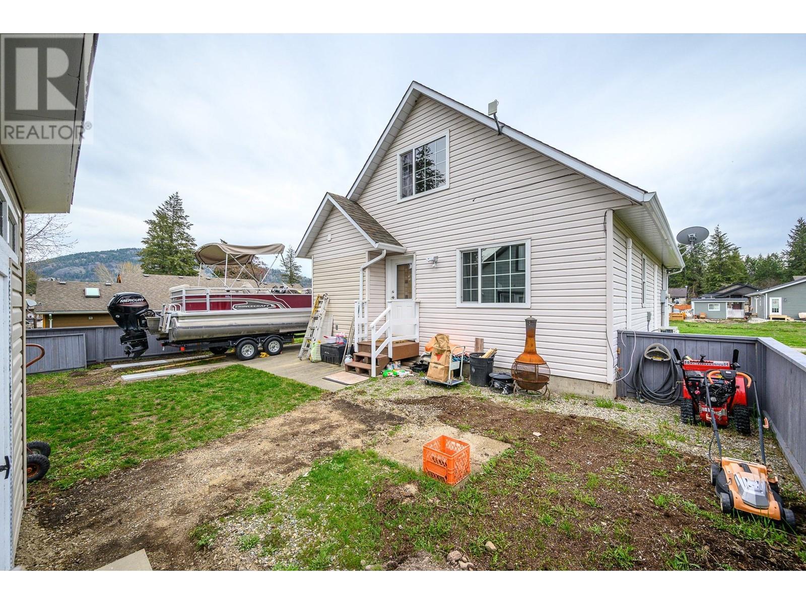 441 Hummingbird Avenue. Vernon, British Columbia