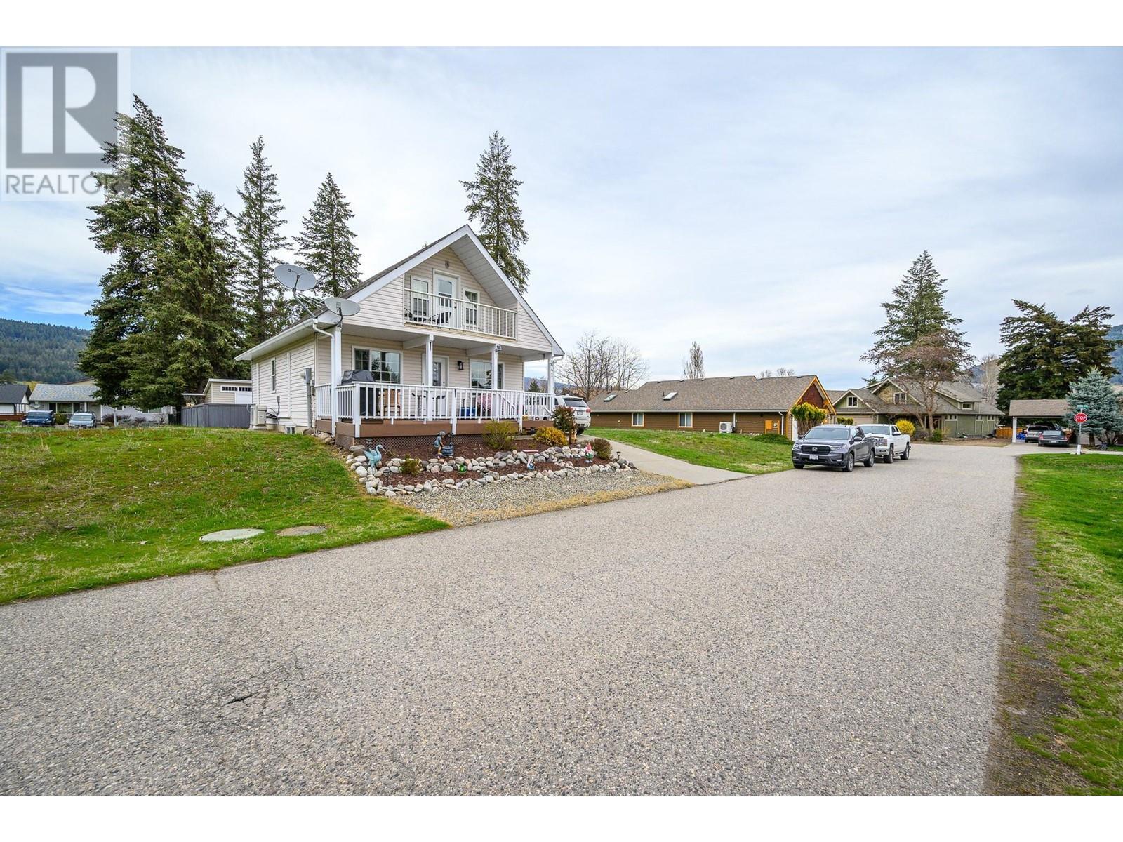 441 Hummingbird Avenue. Vernon, British Columbia