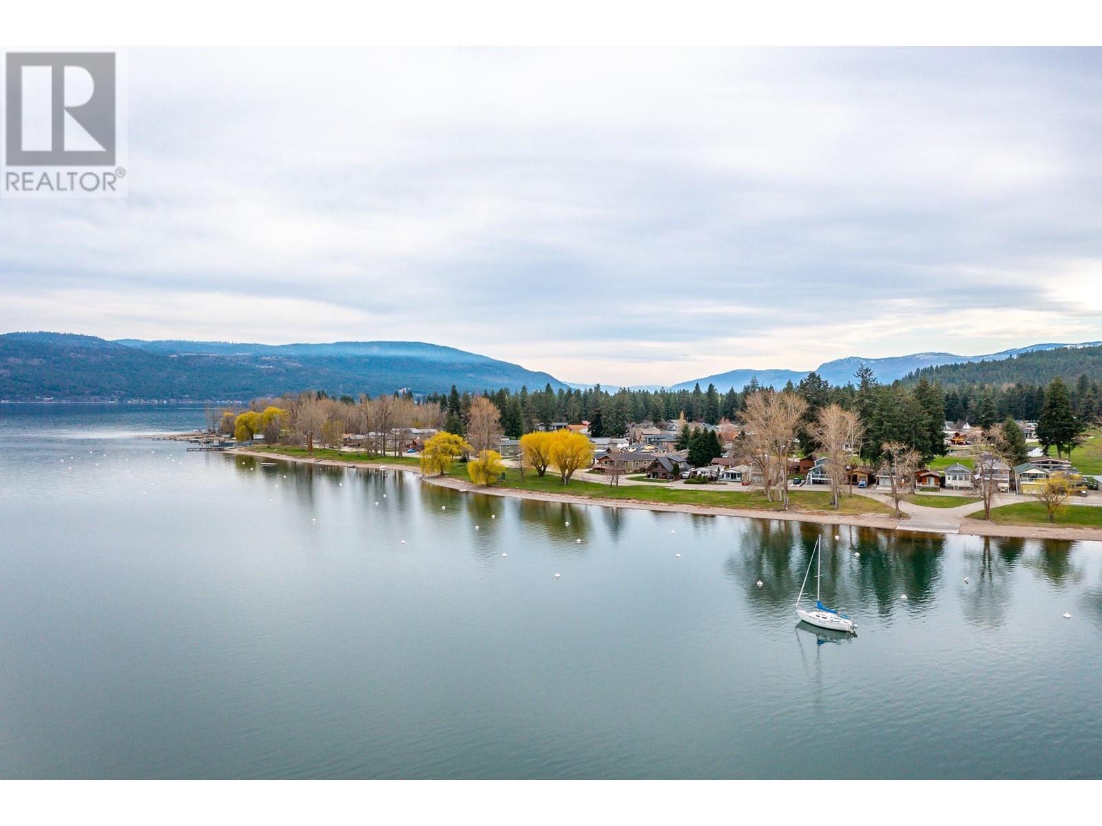 441 Hummingbird Avenue. Vernon, British Columbia