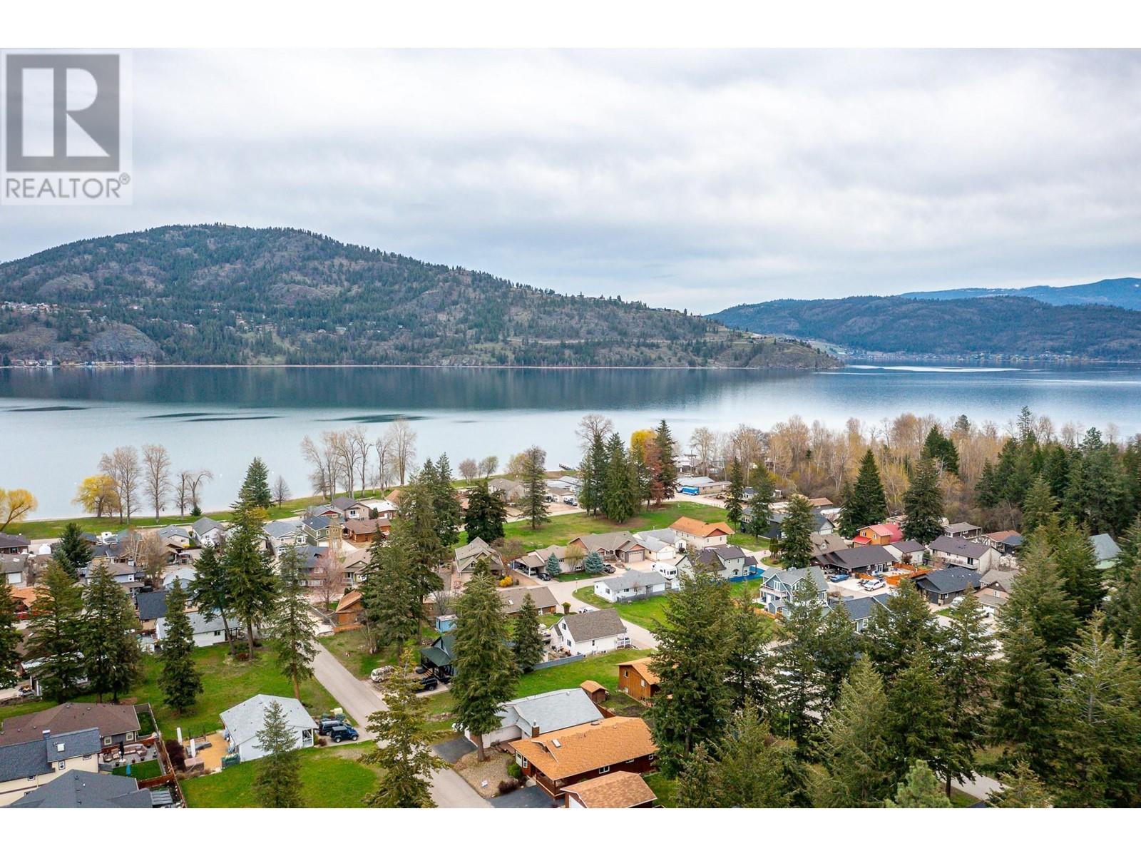 441 Hummingbird Avenue. Vernon, British Columbia