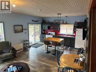 8800 Seymour Arm Main Road Unit# 21. Seymour Arm, British Columbia