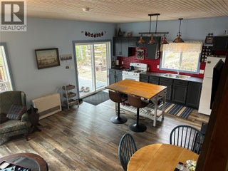 8800 Seymour Arm Main Road Unit# 21. Seymour Arm, British Columbia