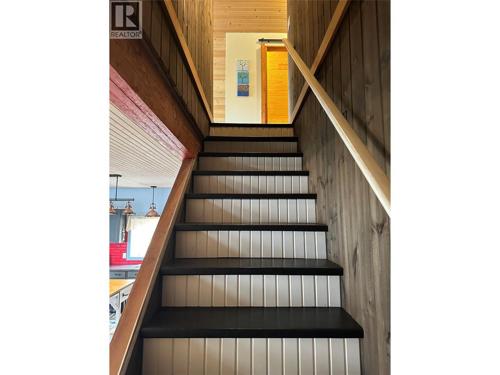 8800 Seymour Arm Main Road Unit# 21. Seymour Arm, British Columbia