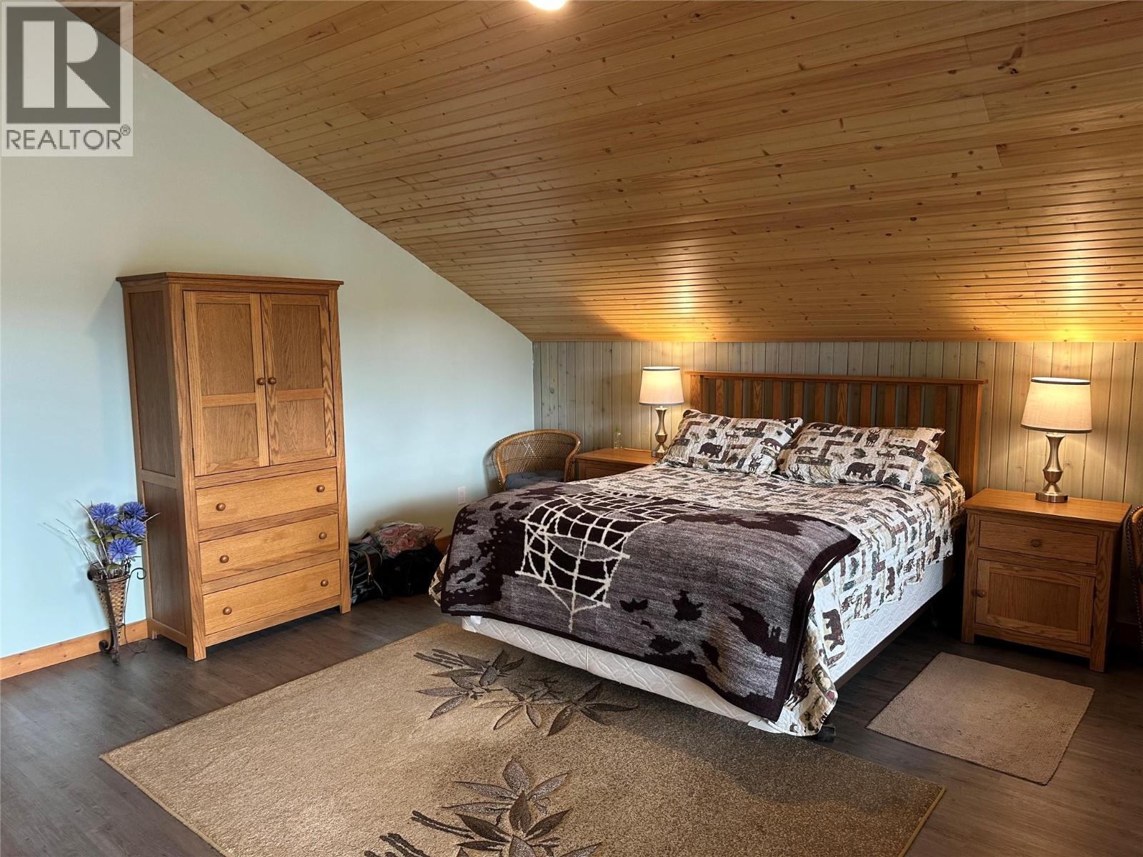 8800 Seymour Arm Main Road Unit# 21. Seymour Arm, British Columbia