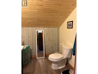 8800 Seymour Arm Main Road Unit# 21. Seymour Arm, British Columbia