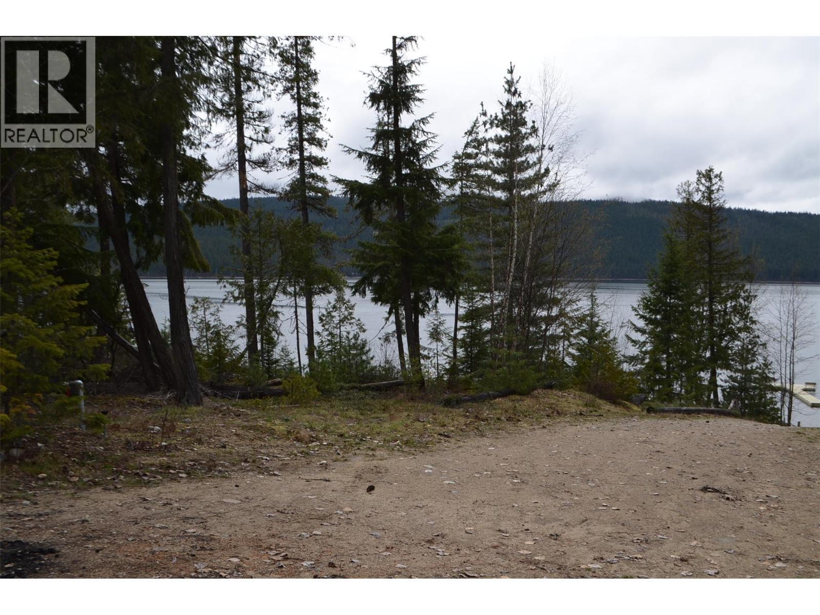 8800 Seymour Arm Main Road Unit# 21. Seymour Arm, British Columbia