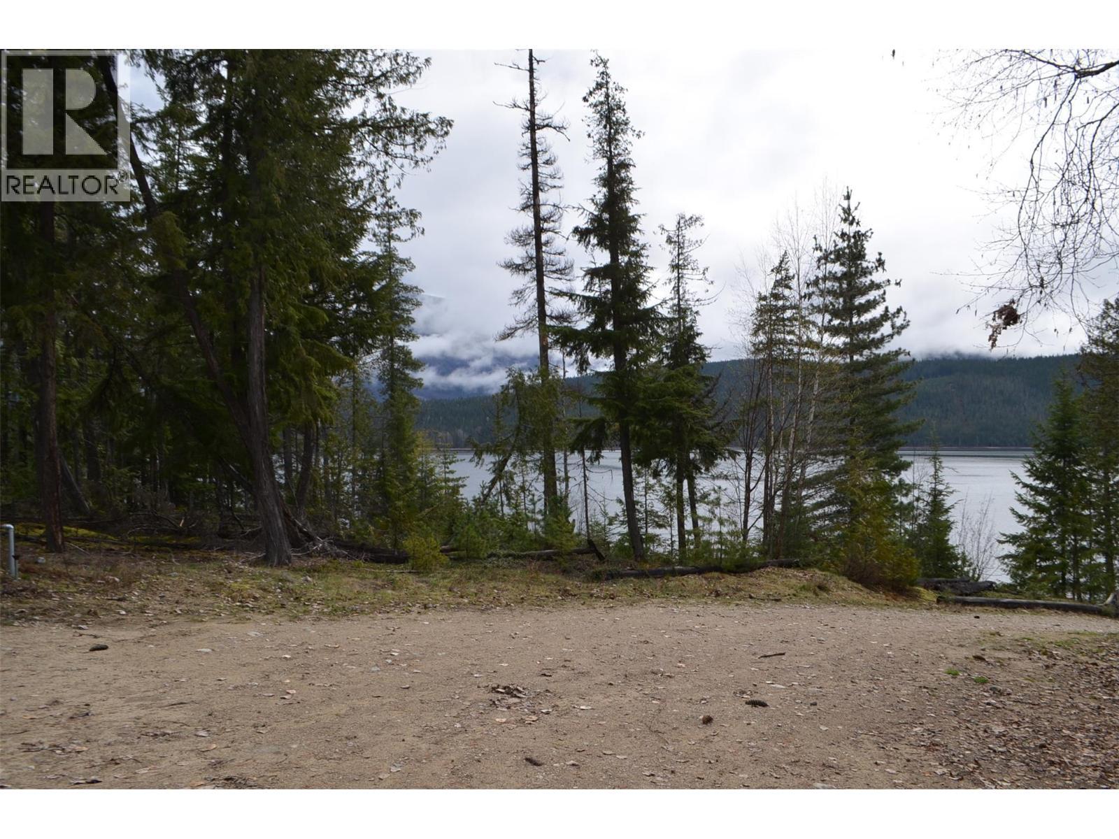 8800 Seymour Arm Main Road Unit# 21. Seymour Arm, British Columbia