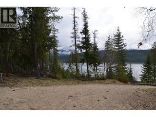 8800 Seymour Arm Main Road Unit# 21. Seymour Arm, British Columbia