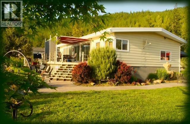 2009 Eagle Bay Road. Blind Bay, British Columbia