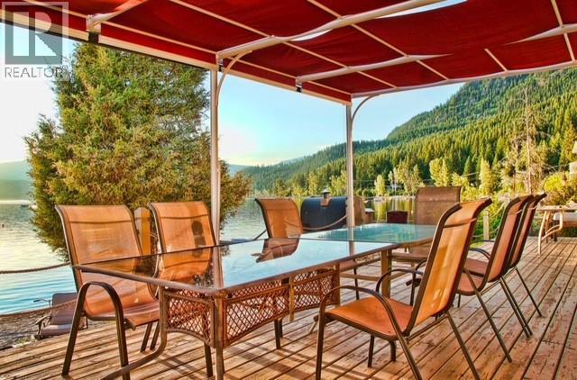 2009 Eagle Bay Road. Blind Bay, British Columbia