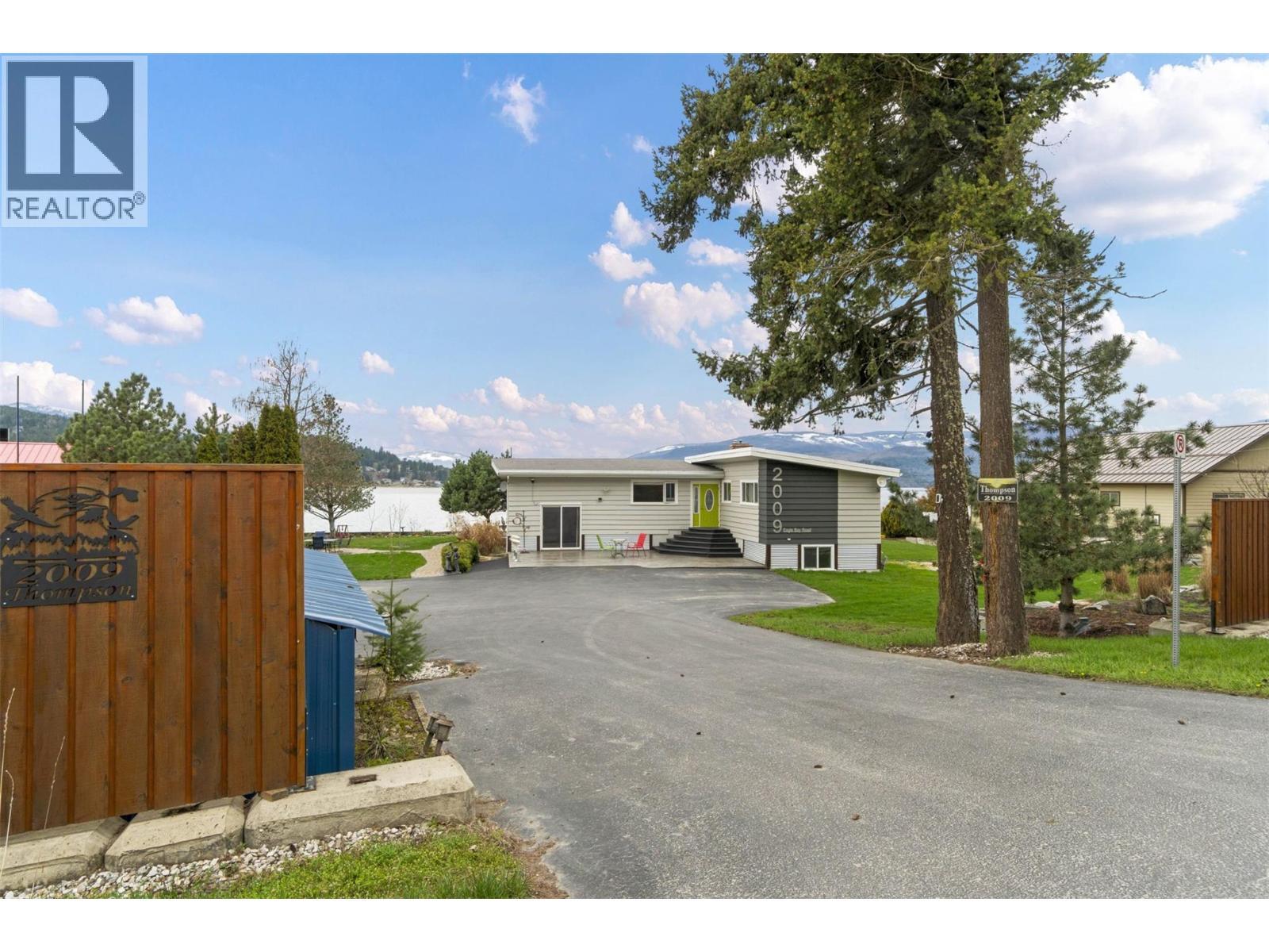 2009 Eagle Bay Road. Blind Bay, British Columbia