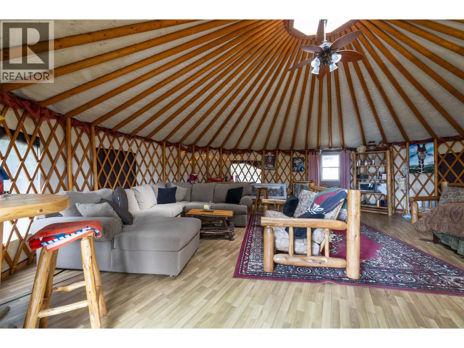 2009 Eagle Bay Road. Blind Bay, British Columbia