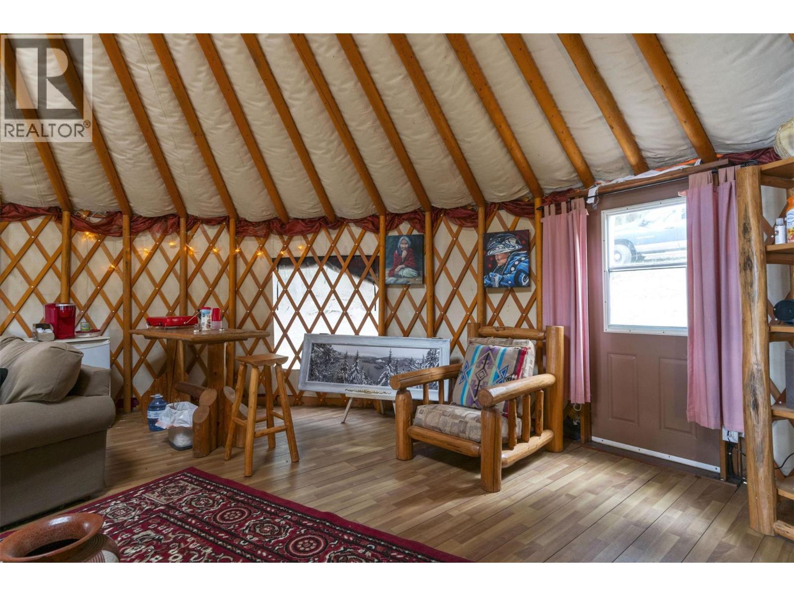 2009 Eagle Bay Road. Blind Bay, British Columbia