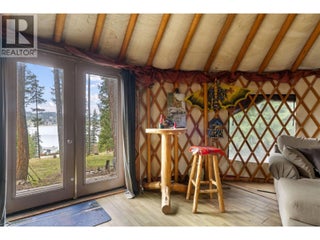 2009 Eagle Bay Road. Blind Bay, British Columbia