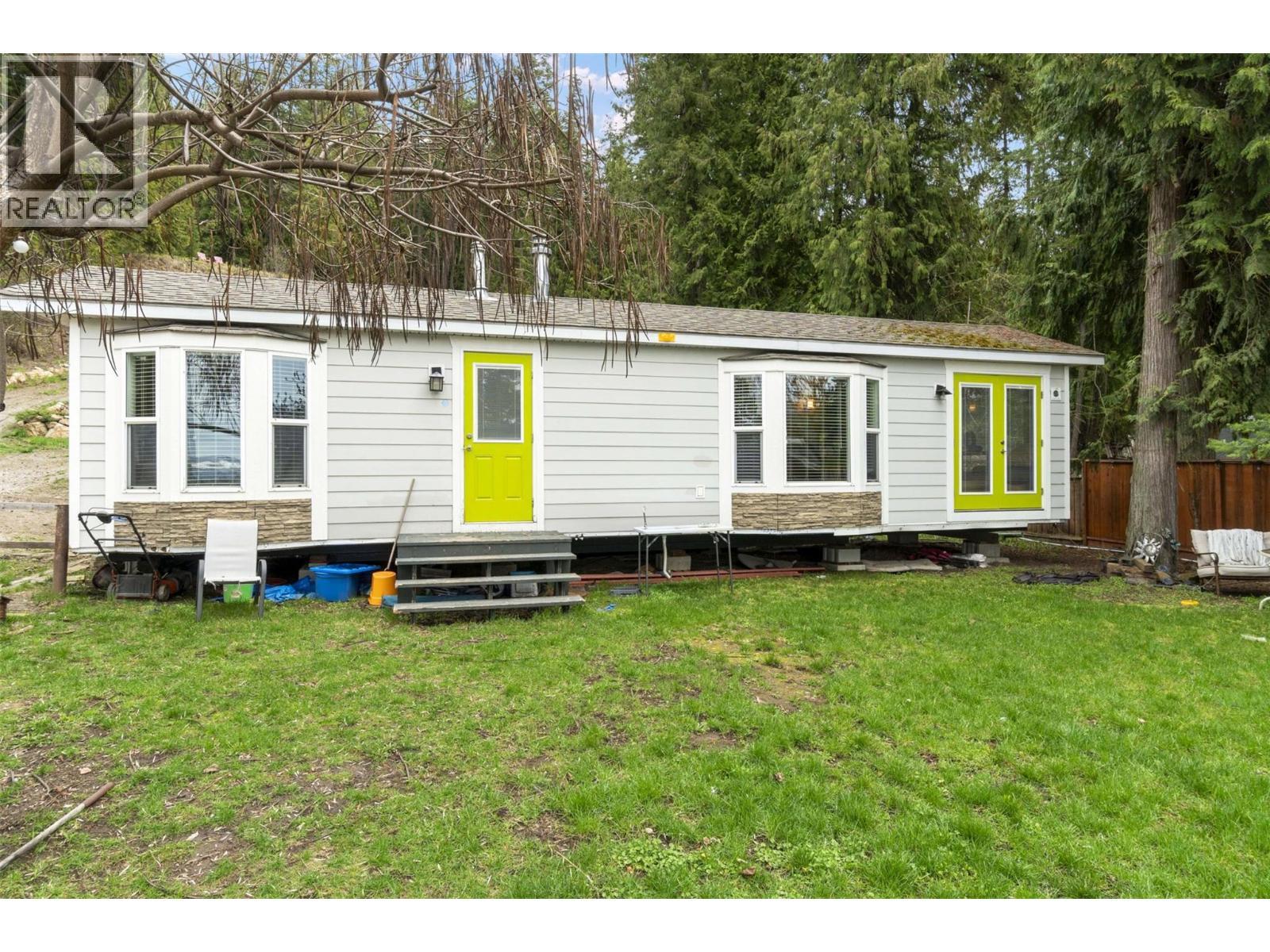 2009 Eagle Bay Road. Blind Bay, British Columbia