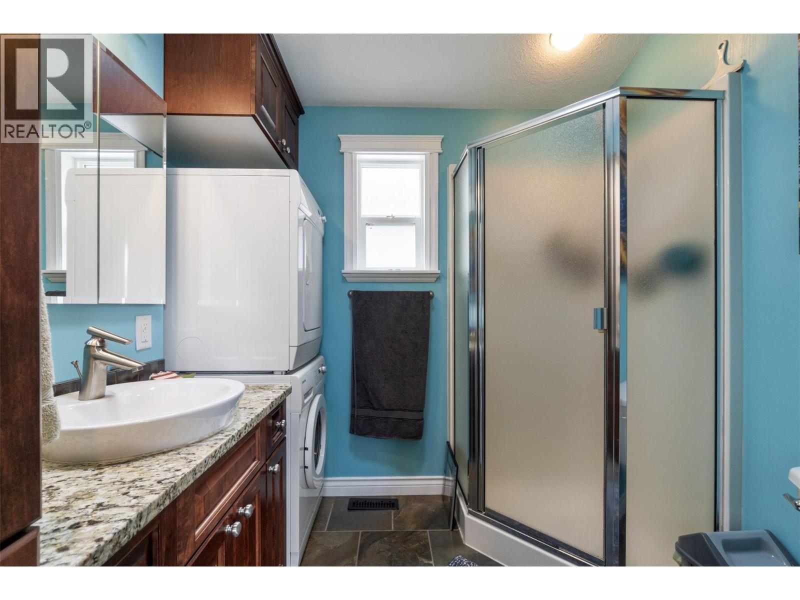 2009 Eagle Bay Road. Blind Bay, British Columbia