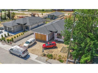 5586 Nixon Road. Summerland, British Columbia