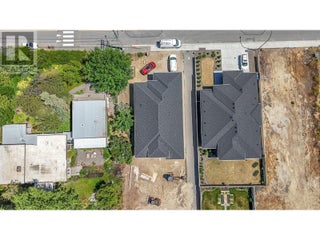 5586 Nixon Road. Summerland, British Columbia