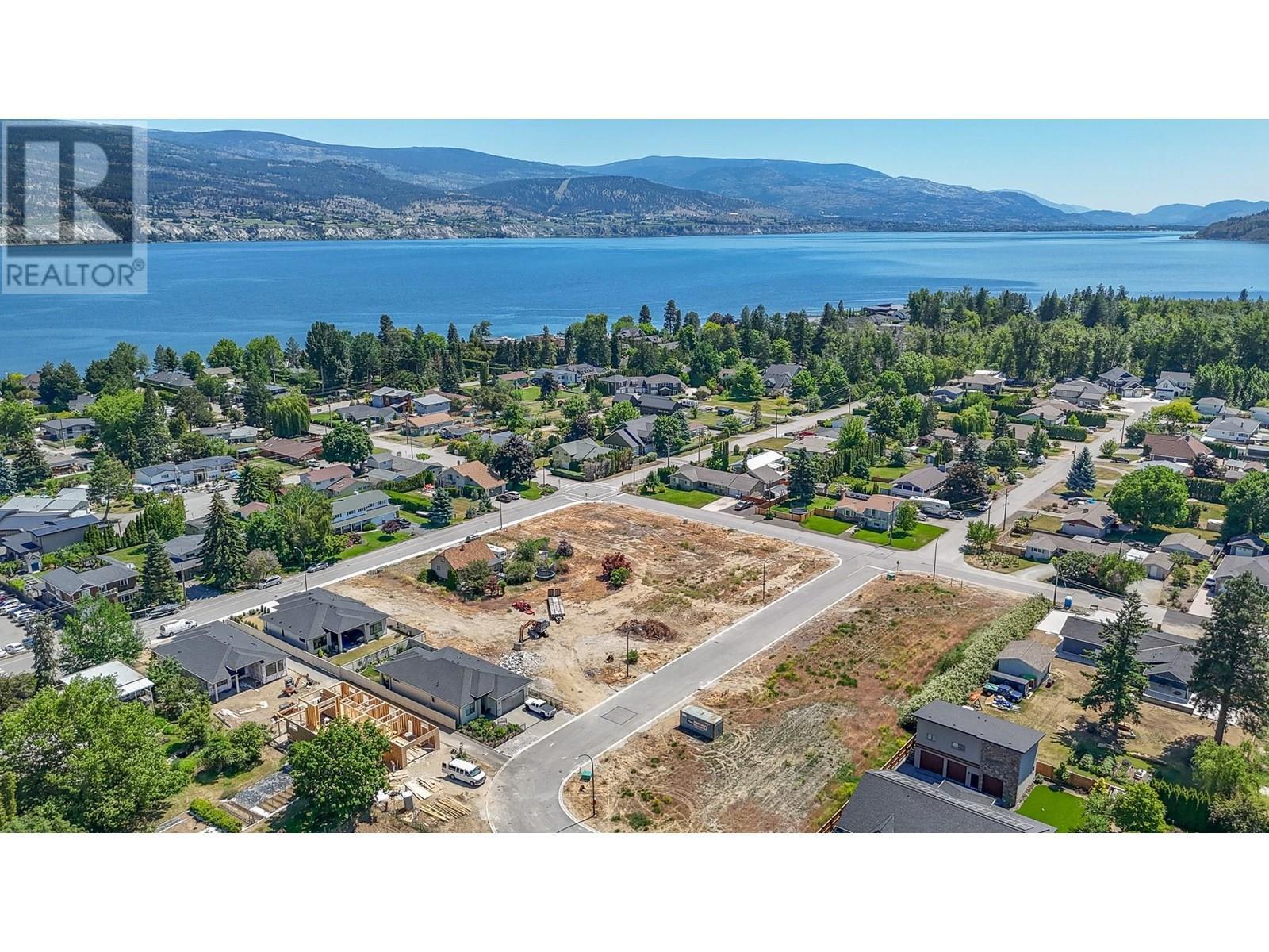 5586 Nixon Road. Summerland, British Columbia