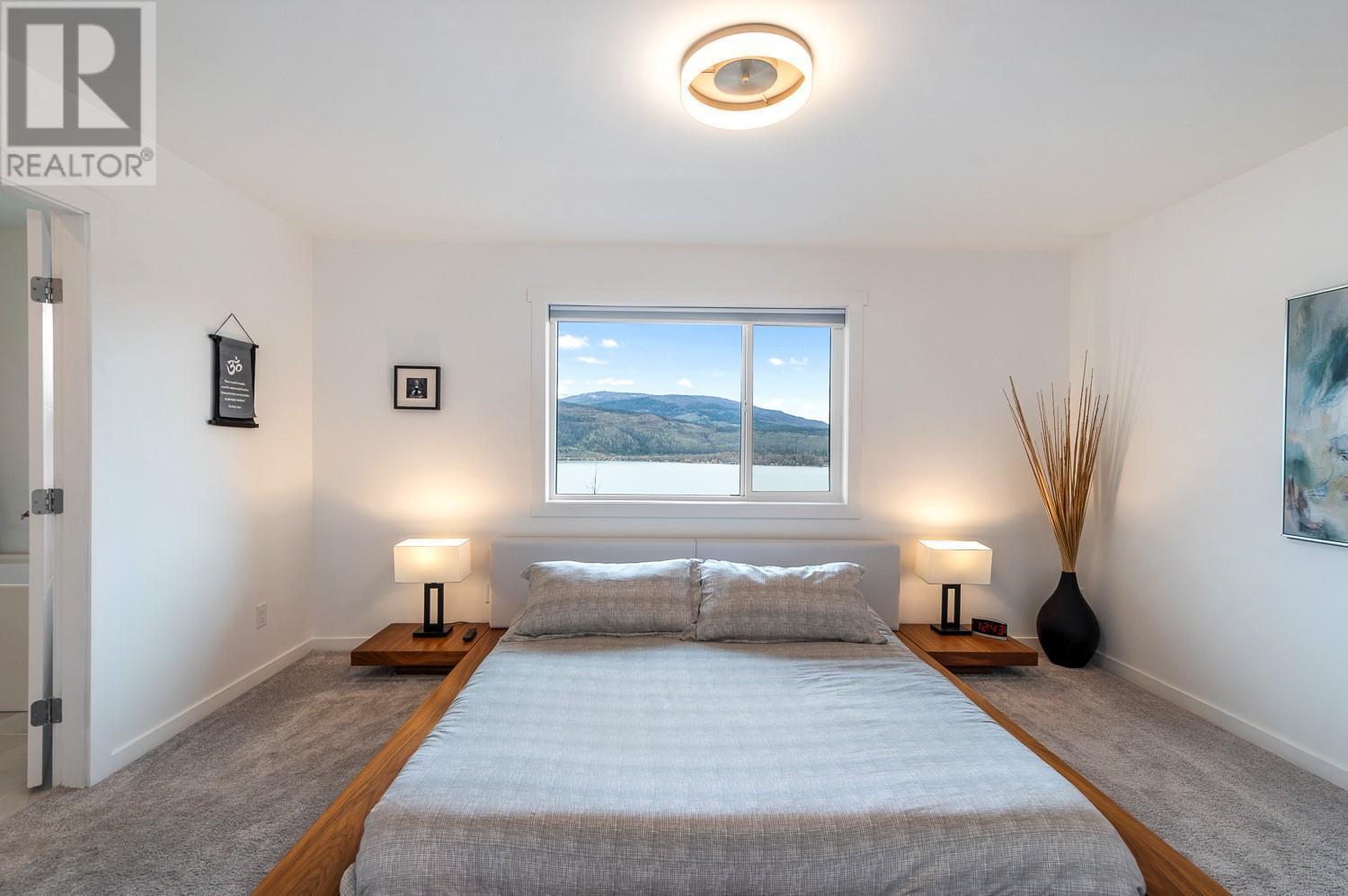 40 Kestrel Place Unit# 12. Vernon, British Columbia