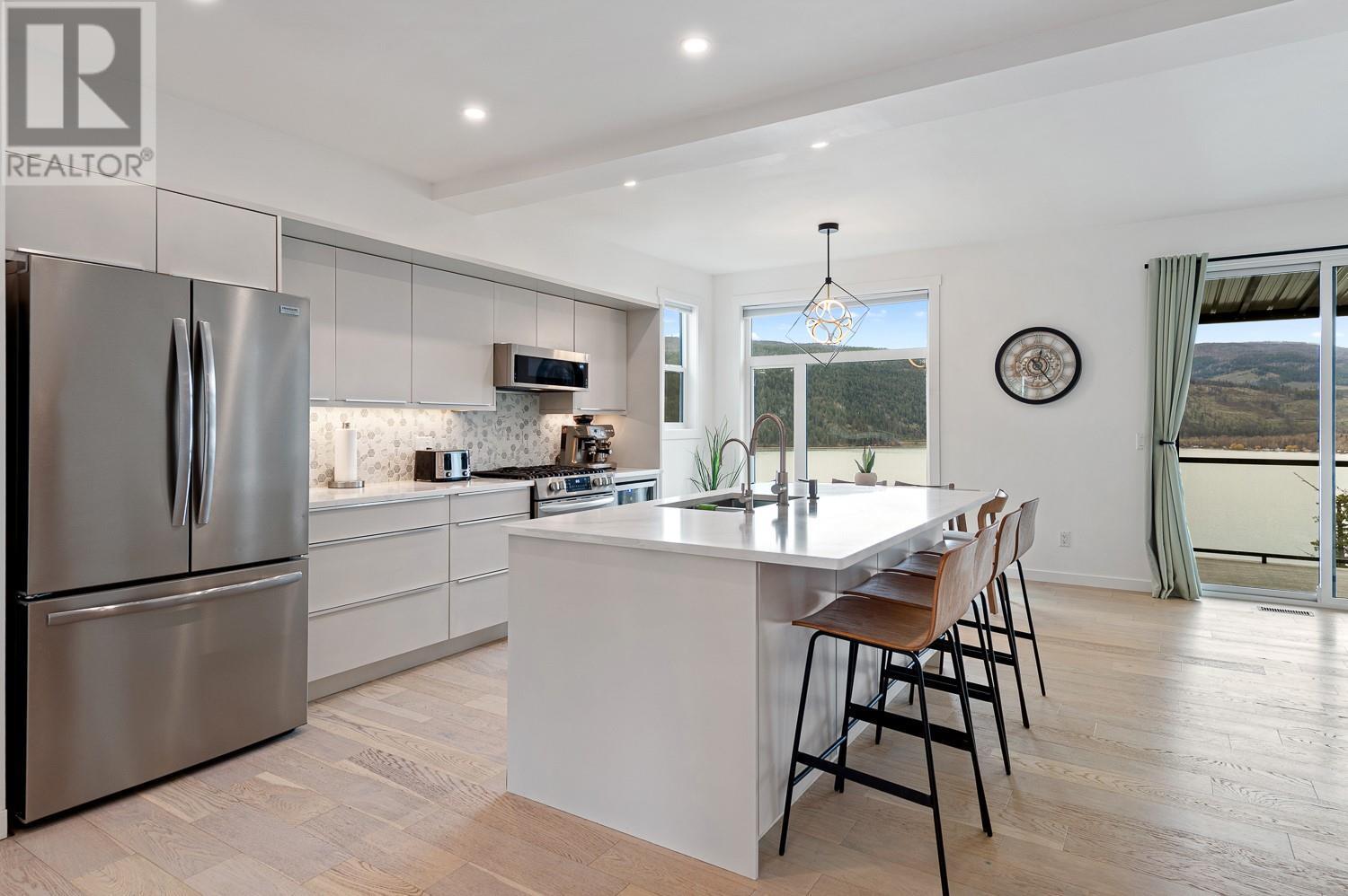 40 Kestrel Place Unit# 12. Vernon, British Columbia