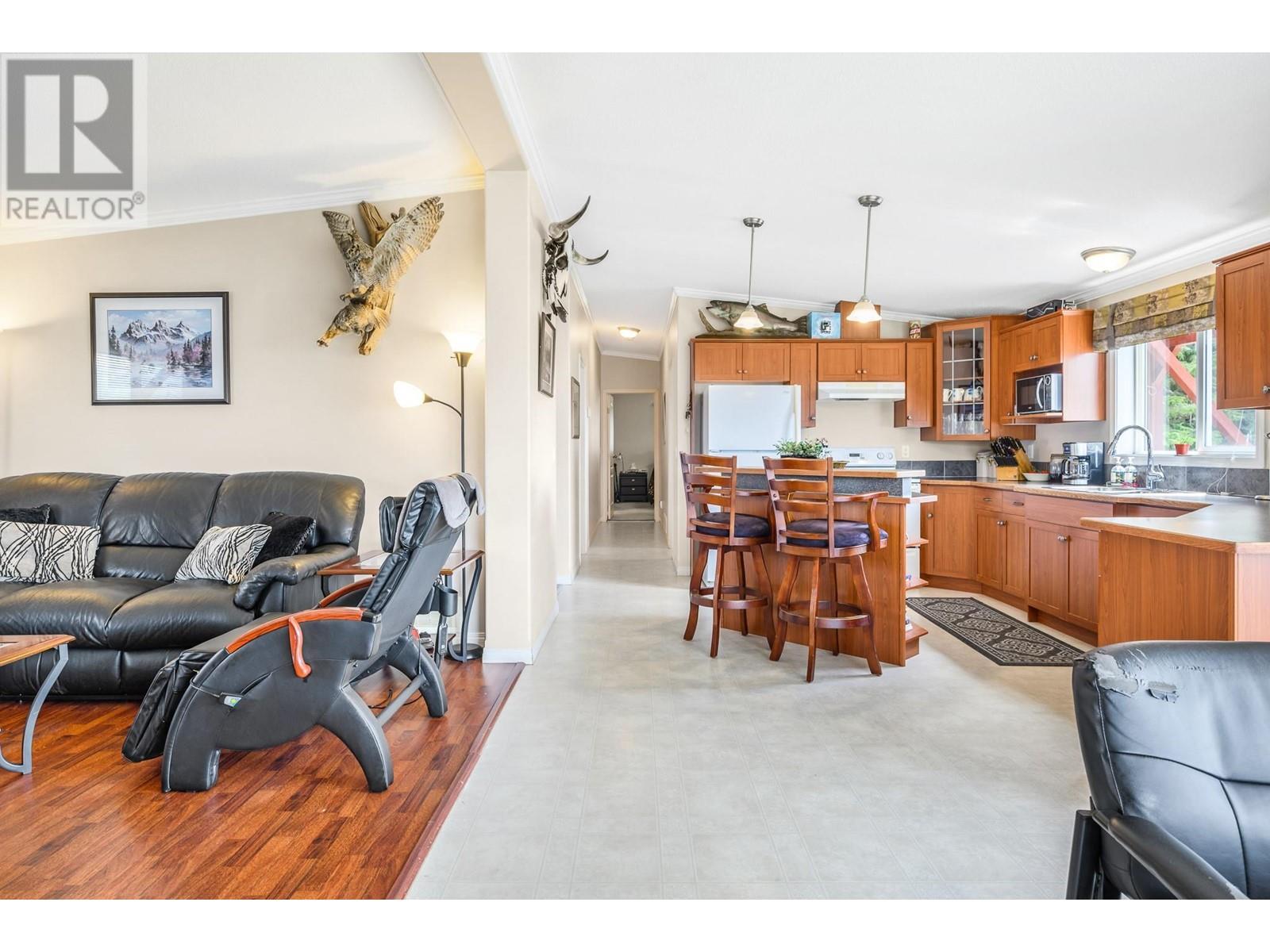 18125 Hereford Road. Lake Country, British Columbia