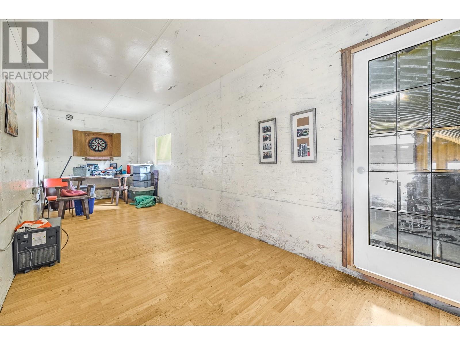 18125 Hereford Road. Lake Country, British Columbia