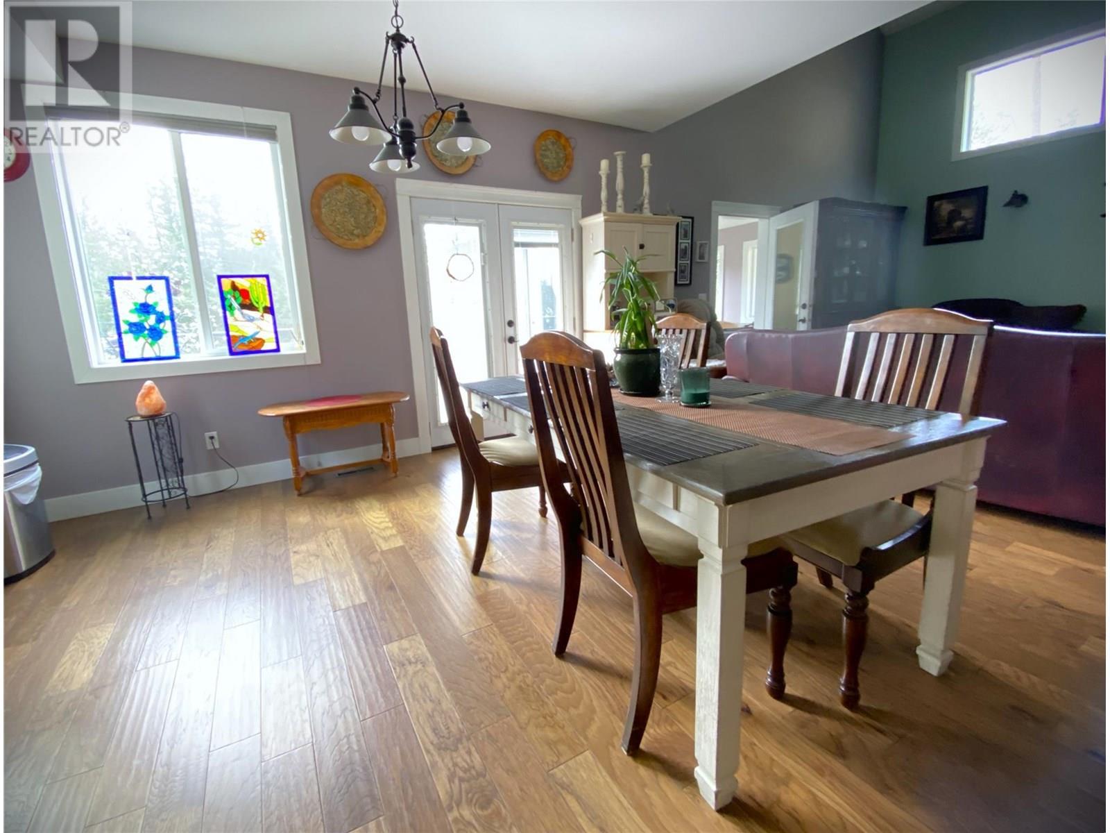 7463 Black Road Se. Salmon Arm, British Columbia